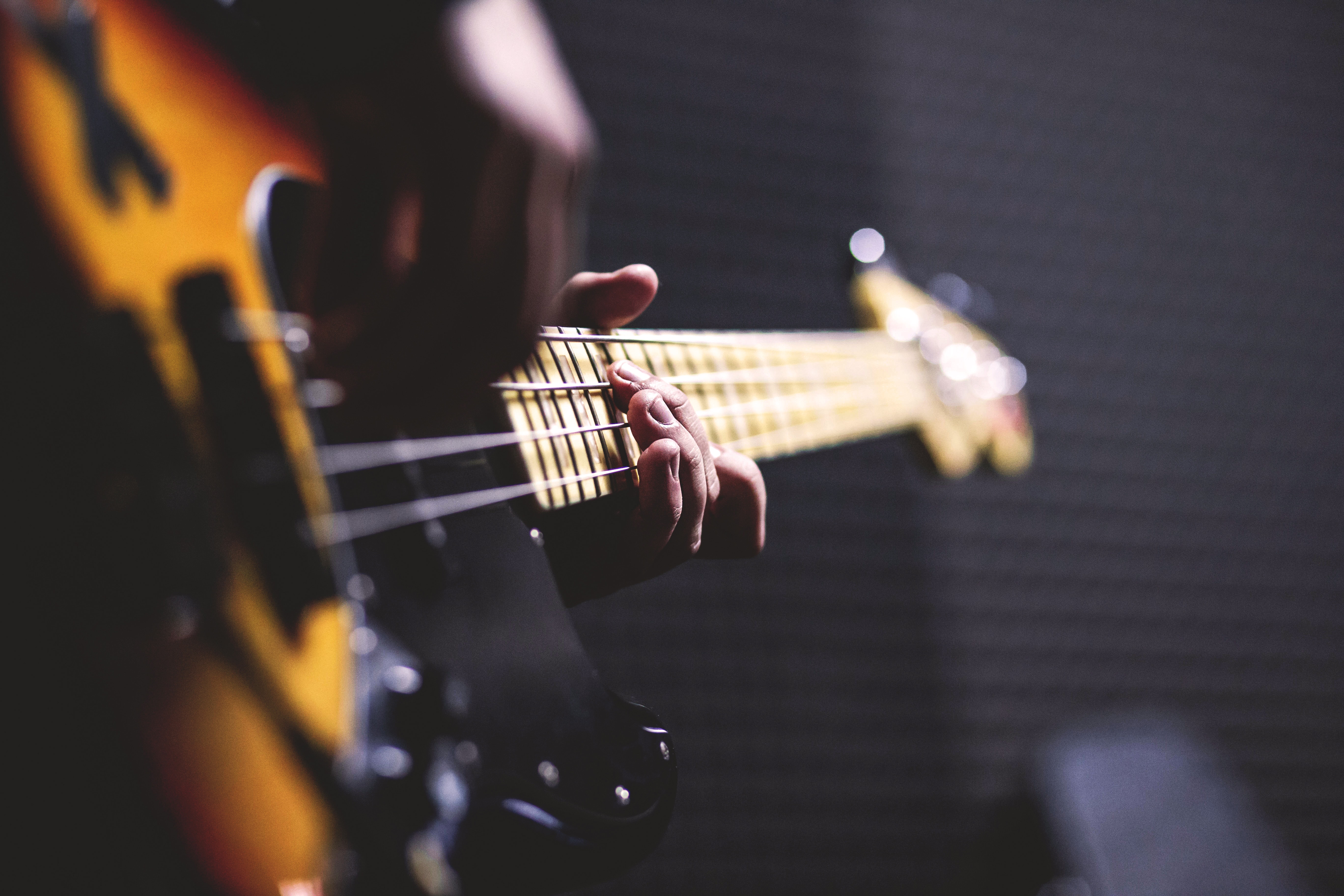Musikbloggar kan handla om instrument